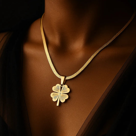 The "Fortuna" Lucky Clover Pendant Necklace