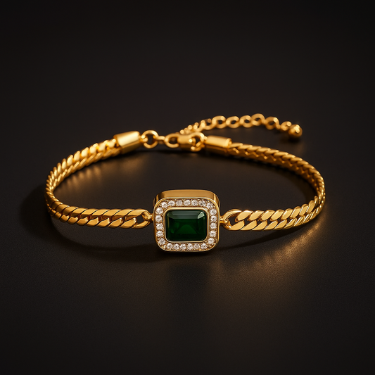 Aura Emerald Weave: Gold Chain Bracelet